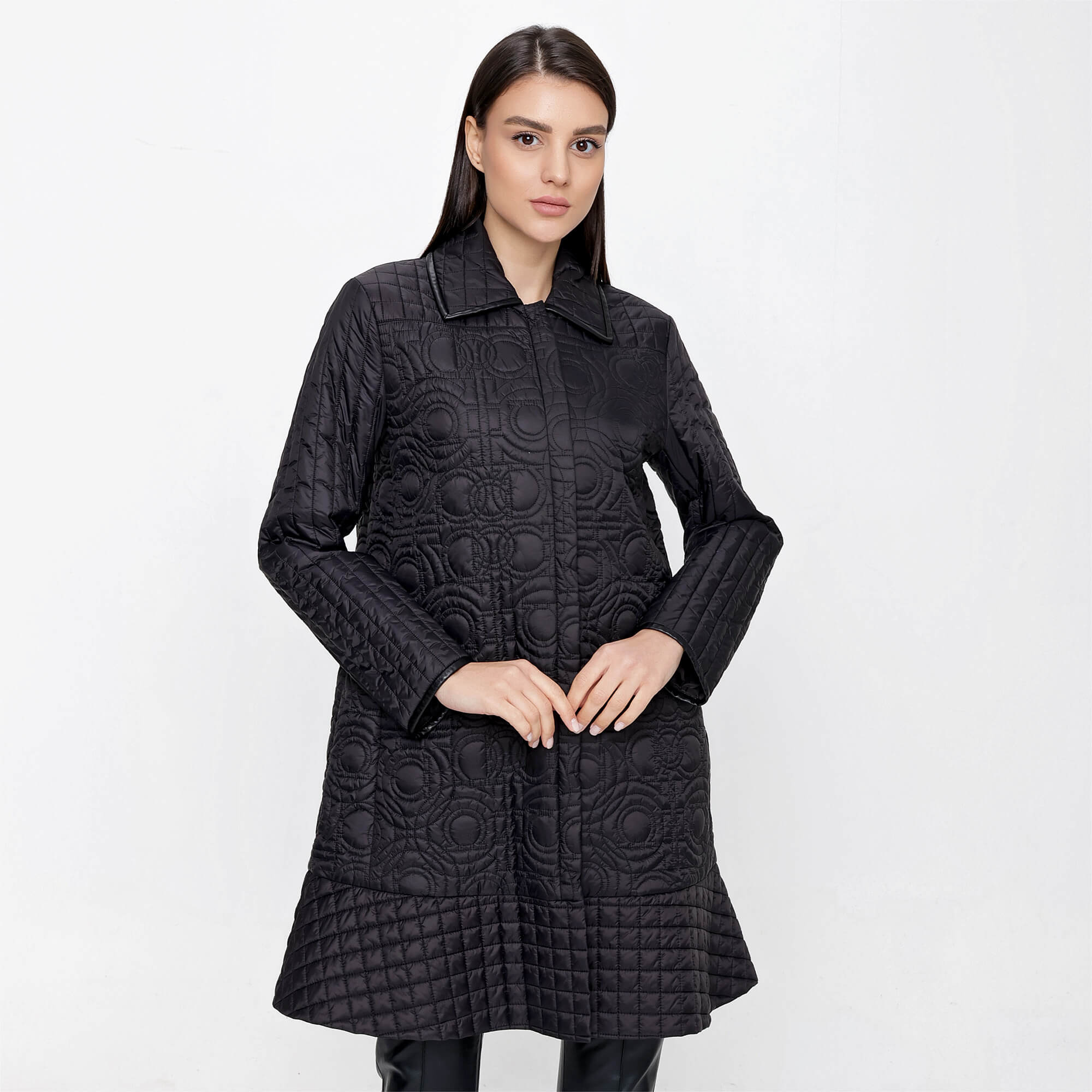  Salvatore Ferragamo - Monogram Quilted Long Coat